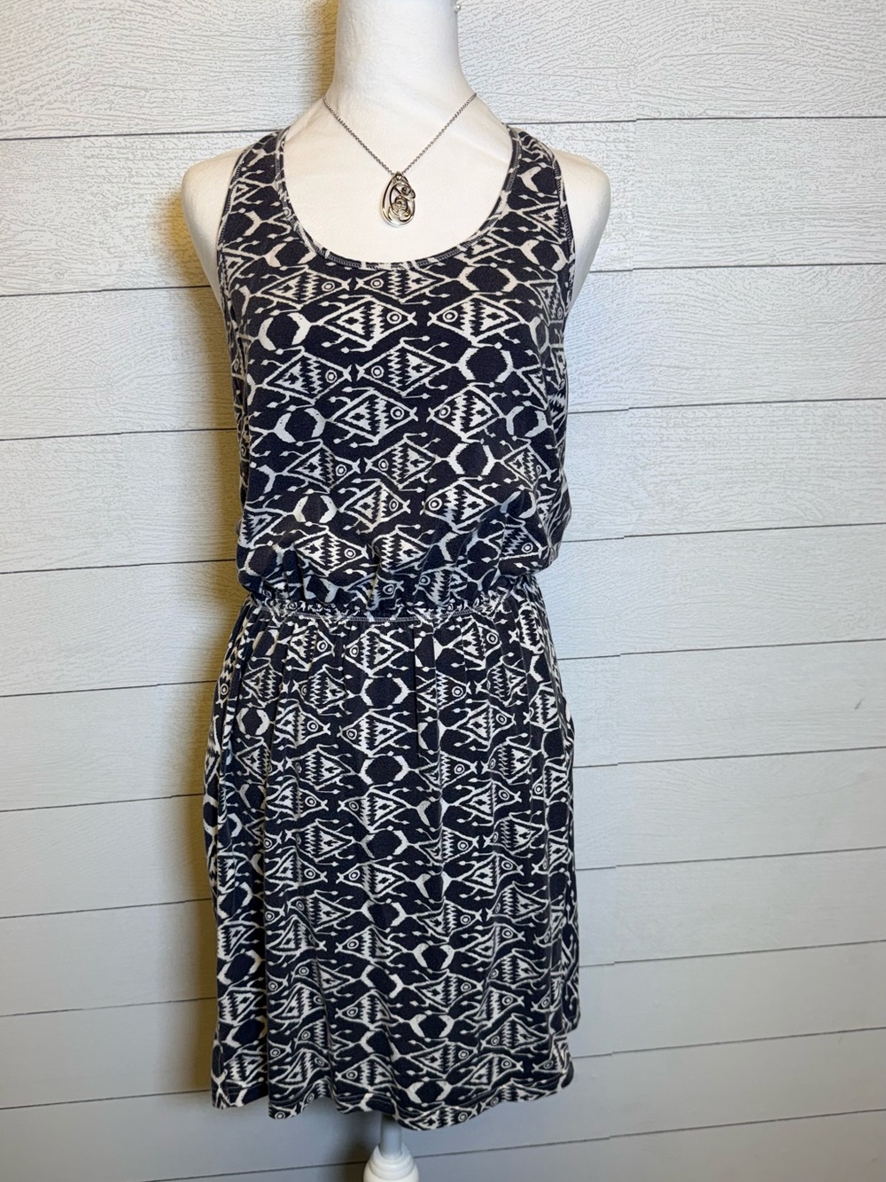 Patagonia West Ashley Dress Brown & White Sleeveless Fish Patterned Dress Medium